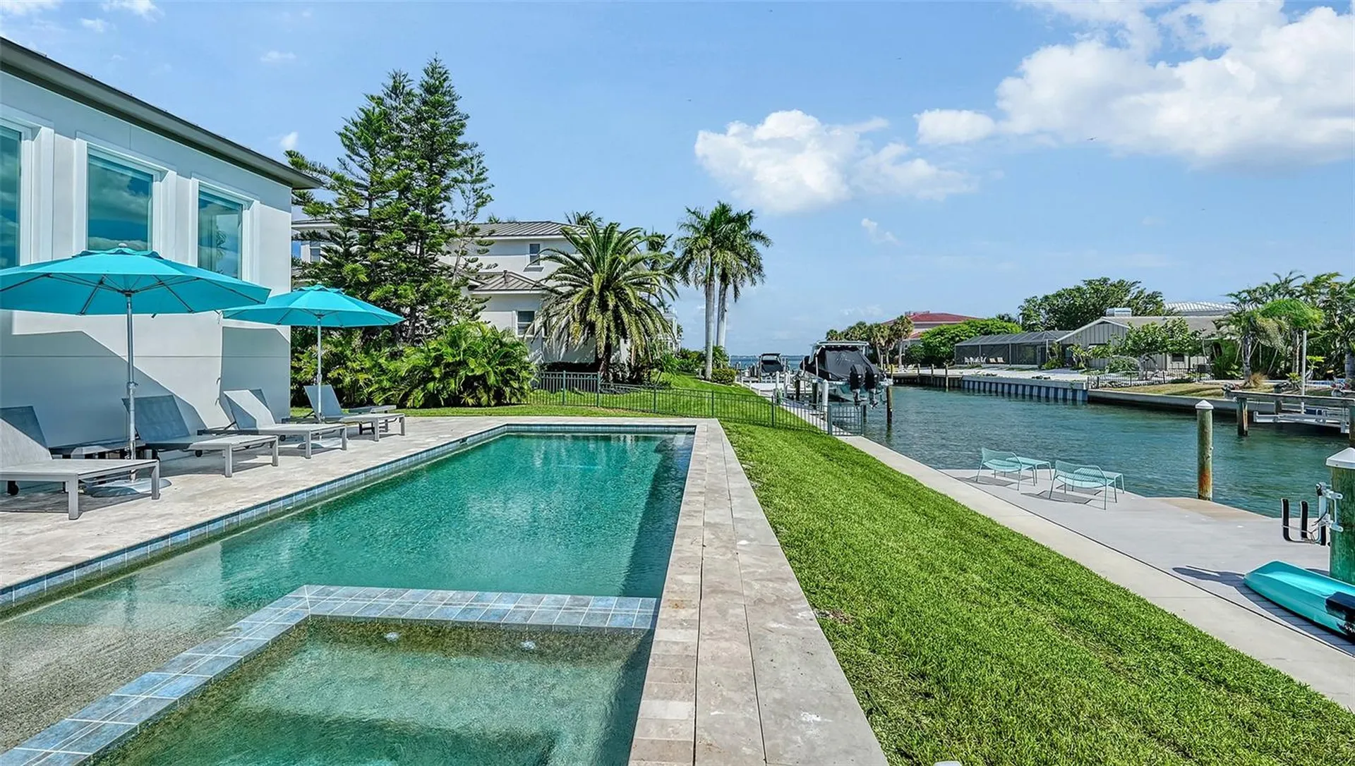 548 Hornblower Lane Longboat Key FL 34228