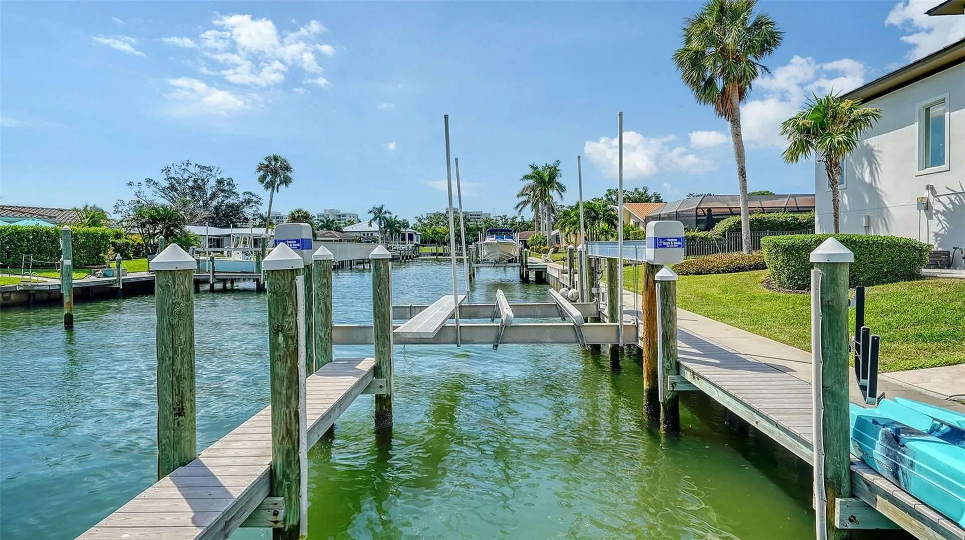 548 Hornblower Lane Longboat Key FL 34228