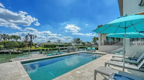 548 Hornblower Lane Longboat Key FL 34228
