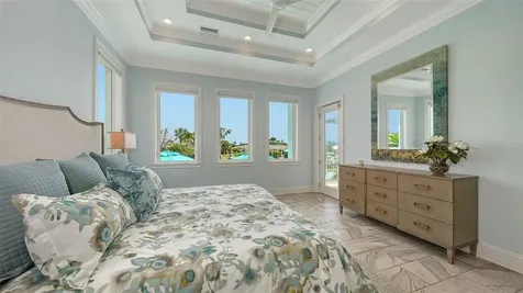 548 Hornblower Lane Longboat Key FL 34228