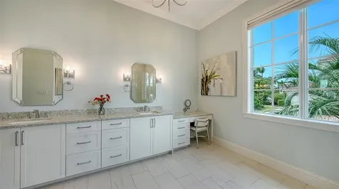 548 Hornblower Lane Longboat Key FL 34228