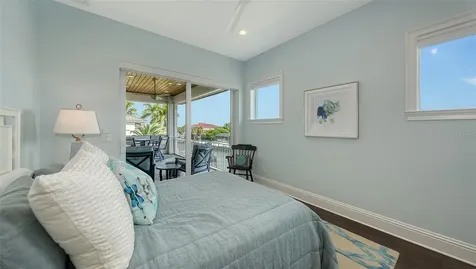 548 Hornblower Lane Longboat Key FL 34228