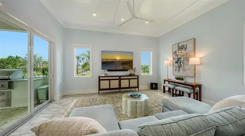 548 Hornblower Lane Longboat Key FL 34228
