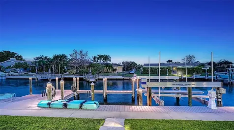 548 Hornblower Lane Longboat Key FL 34228