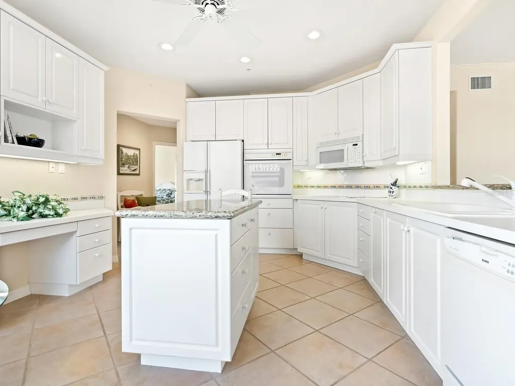 5440 Eagles Point Circle Sarasota FL 34231