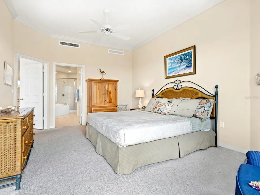 5440 Eagles Point Circle Sarasota FL 34231
