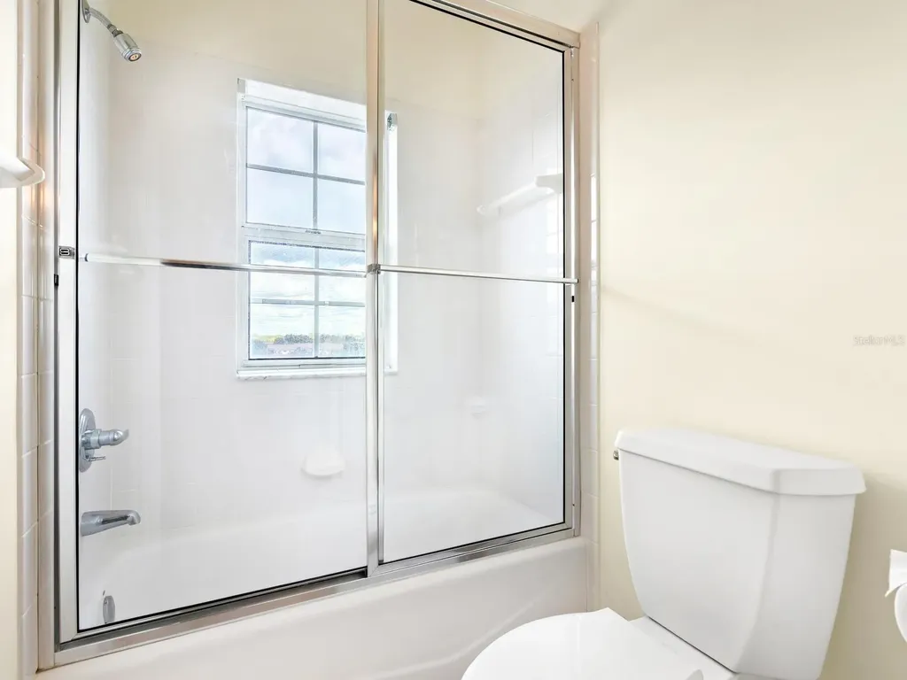 5440 Eagles Point Circle Sarasota FL 34231