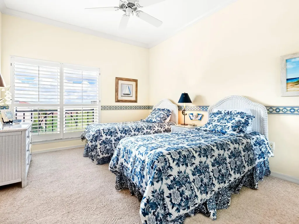 5440 Eagles Point Circle Sarasota FL 34231