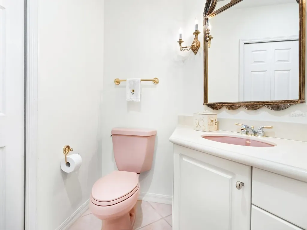 5440 Eagles Point Circle Sarasota FL 34231