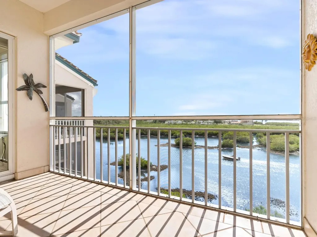 5440 Eagles Point Circle Sarasota FL 34231