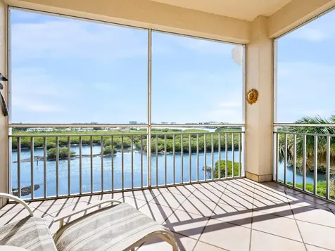 5440 Eagles Point Circle Sarasota FL 34231