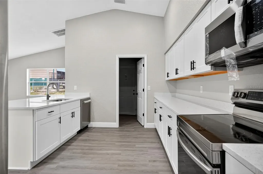 10294 Desert Sparrow Avenue Weeki Wachee FL 34613