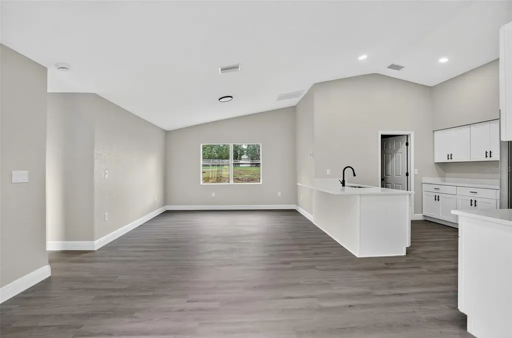 10294 Desert Sparrow Avenue Weeki Wachee FL 34613