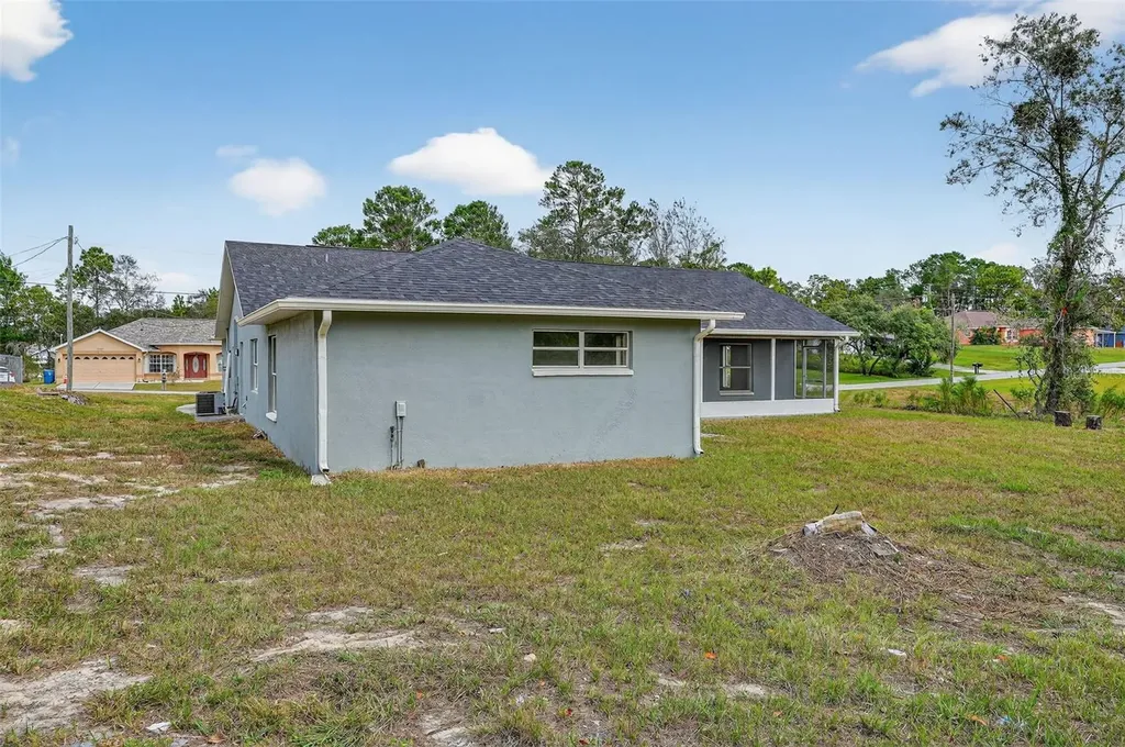 10294 Desert Sparrow Avenue Weeki Wachee FL 34613