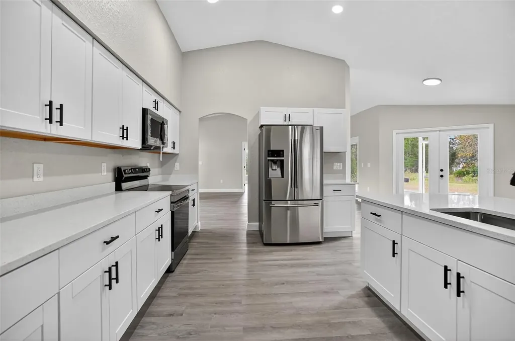 10294 Desert Sparrow Avenue Weeki Wachee FL 34613