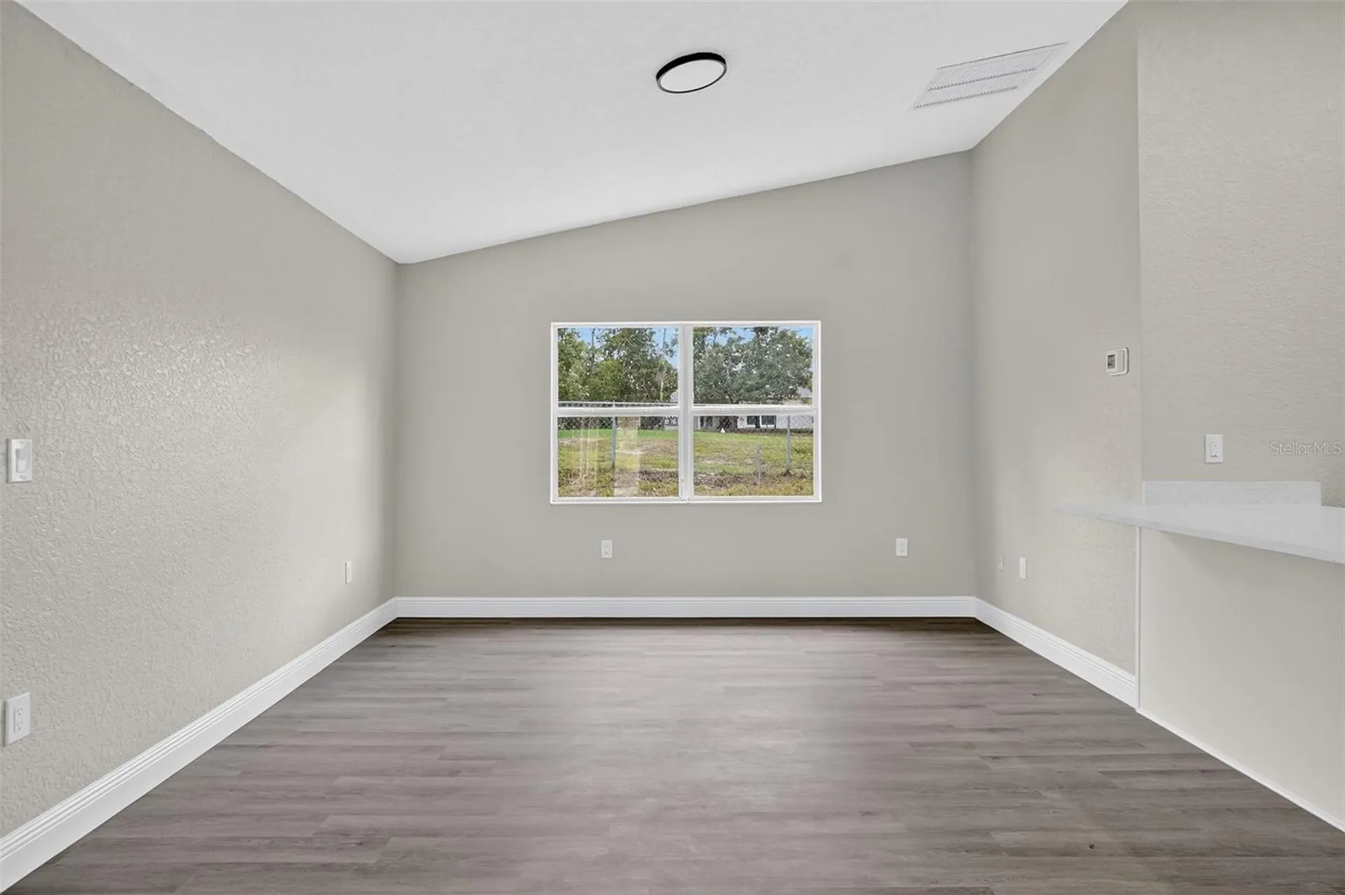 10294 Desert Sparrow Avenue Weeki Wachee FL 34613