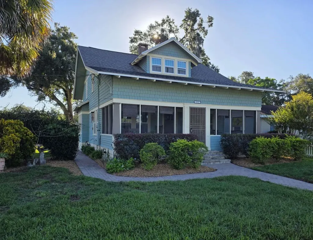 1111 S Center Street Eustis FL 32726