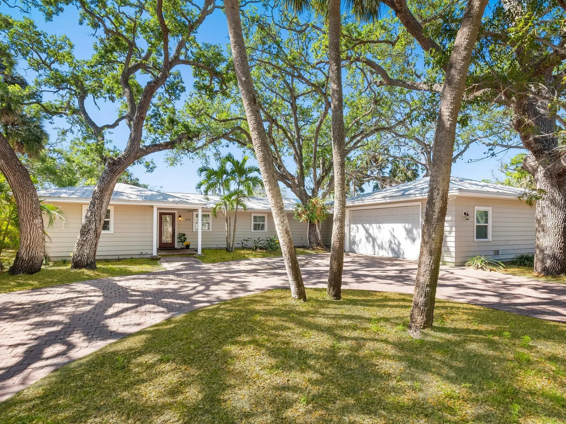 1248 Northport Drive Sarasota FL 34242
