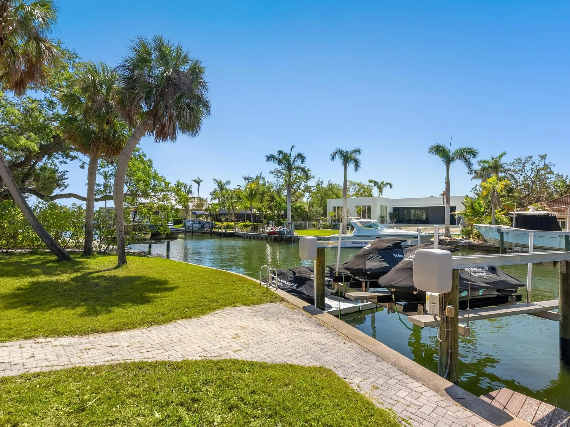 1248 Northport Drive Sarasota FL 34242