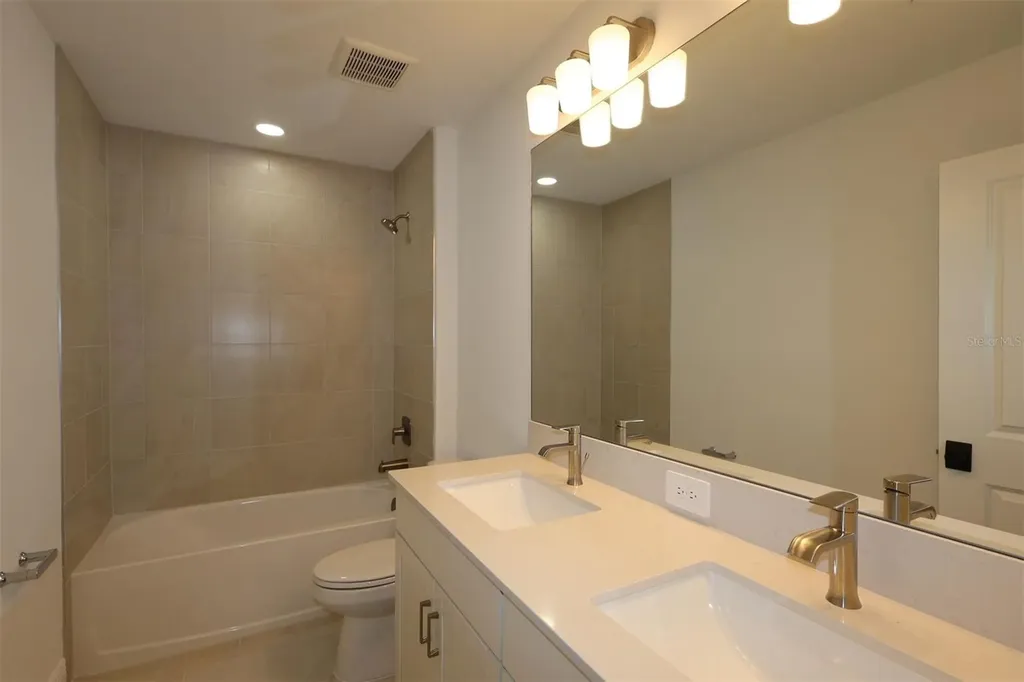 17742 Broadleaf Loop Venice FL 34293