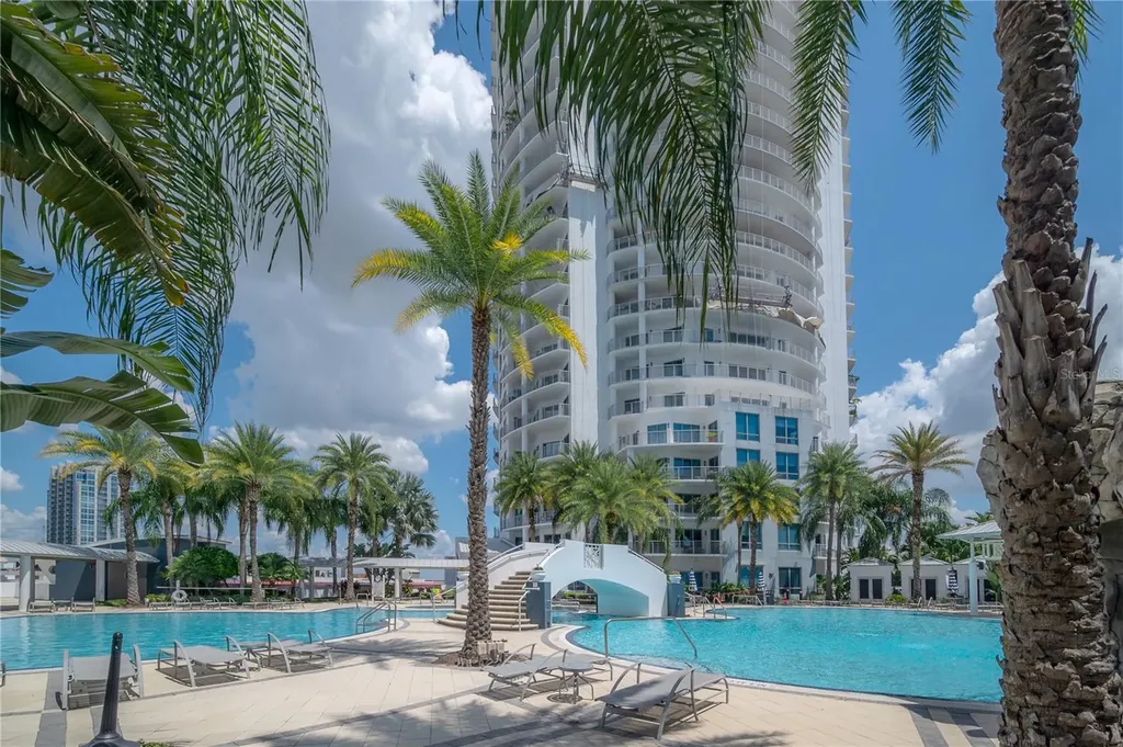 449 S 12th Street Tampa FL 33602
