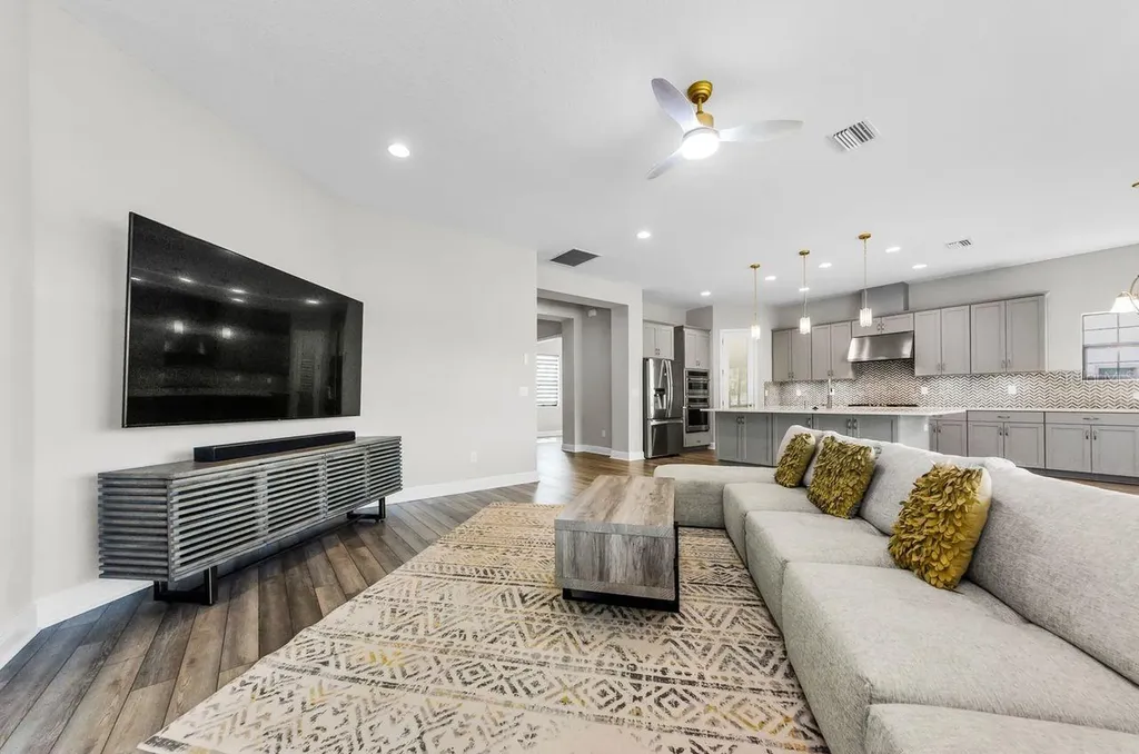 291 Mossy River Court Brandon FL 33511