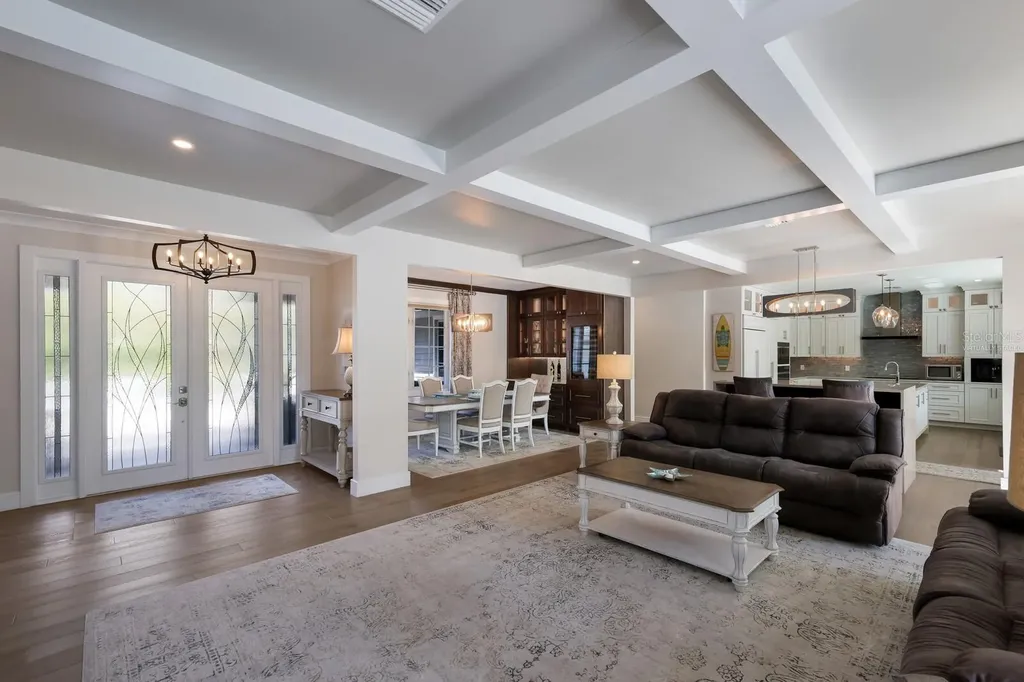 1253 N Basin Lane Sarasota FL 34242