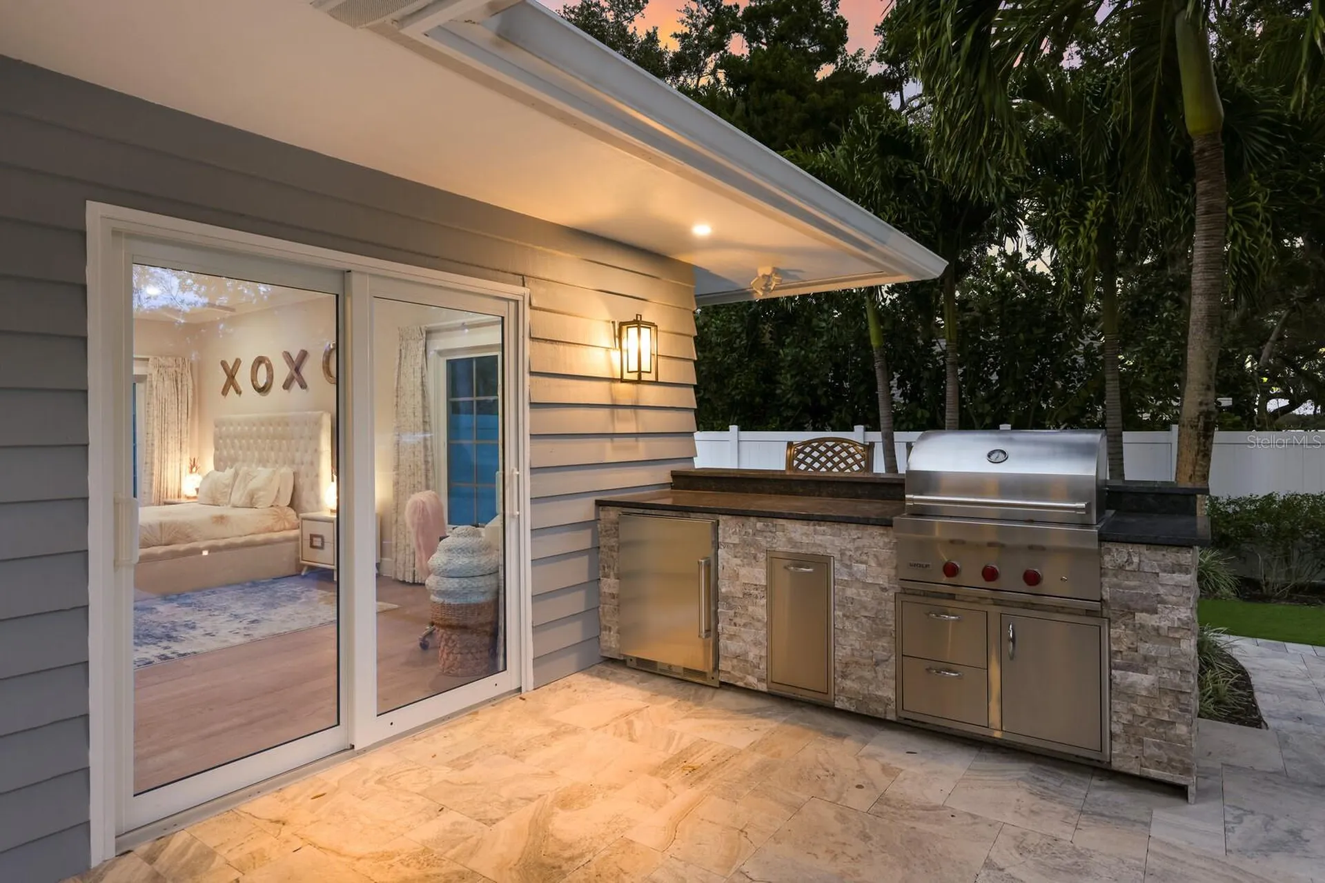 1253 N Basin Lane Sarasota FL 34242