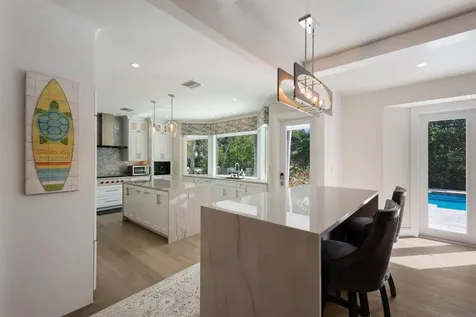 1253 N Basin Lane Sarasota FL 34242