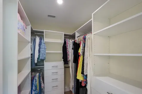 1253 N Basin Lane Sarasota FL 34242