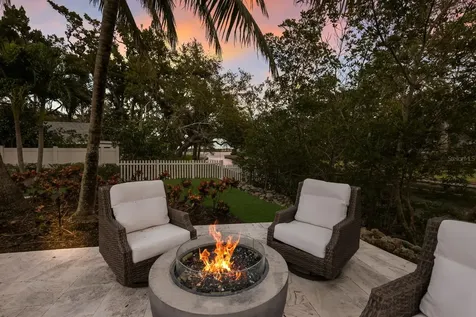 1253 N Basin Lane Sarasota FL 34242