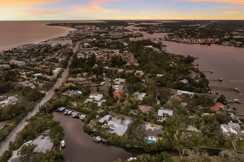 1253 N Basin Lane Sarasota FL 34242