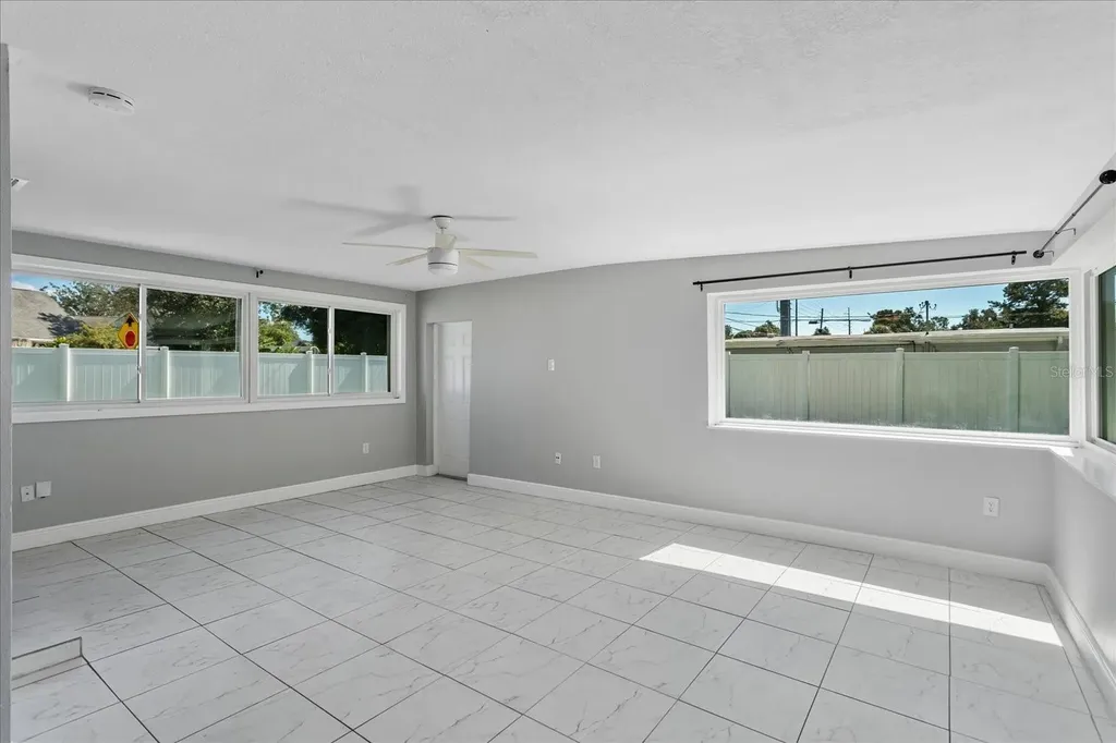 3522 Price Avenue Orlando FL 32806