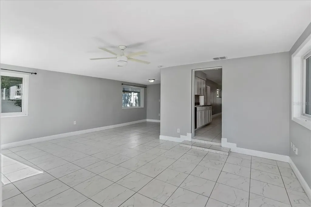 3522 Price Avenue Orlando FL 32806
