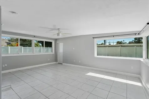 3522 Price Avenue Orlando FL 32806