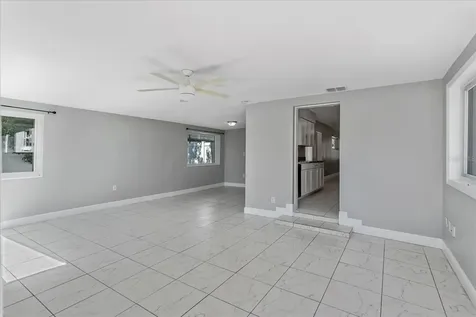 3522 Price Avenue Orlando FL 32806