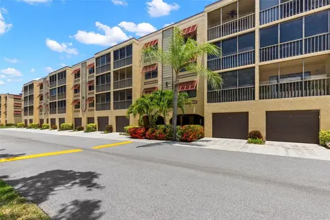 5817 Park Street N St Petersburg FL 33709