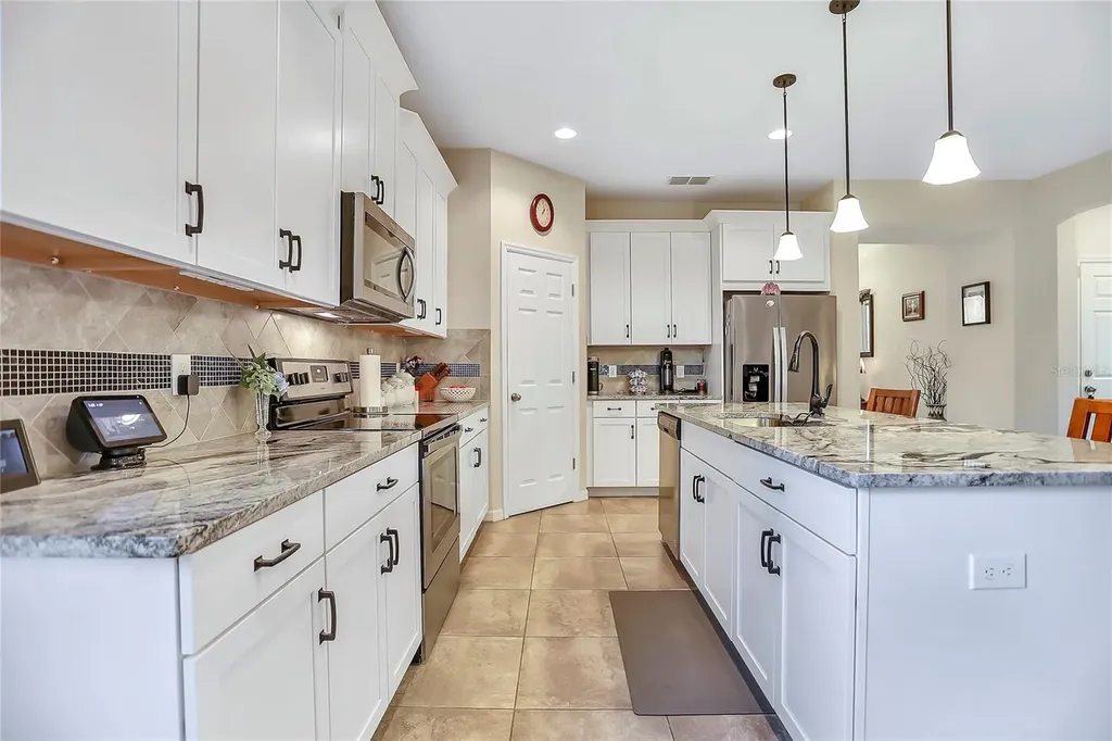 2368 Oxmoor Drive Deland FL 32724