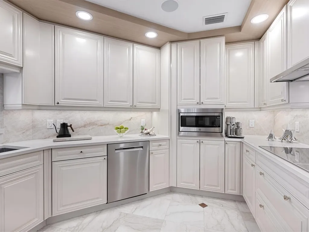 35 Watergate Drive Sarasota FL 34236