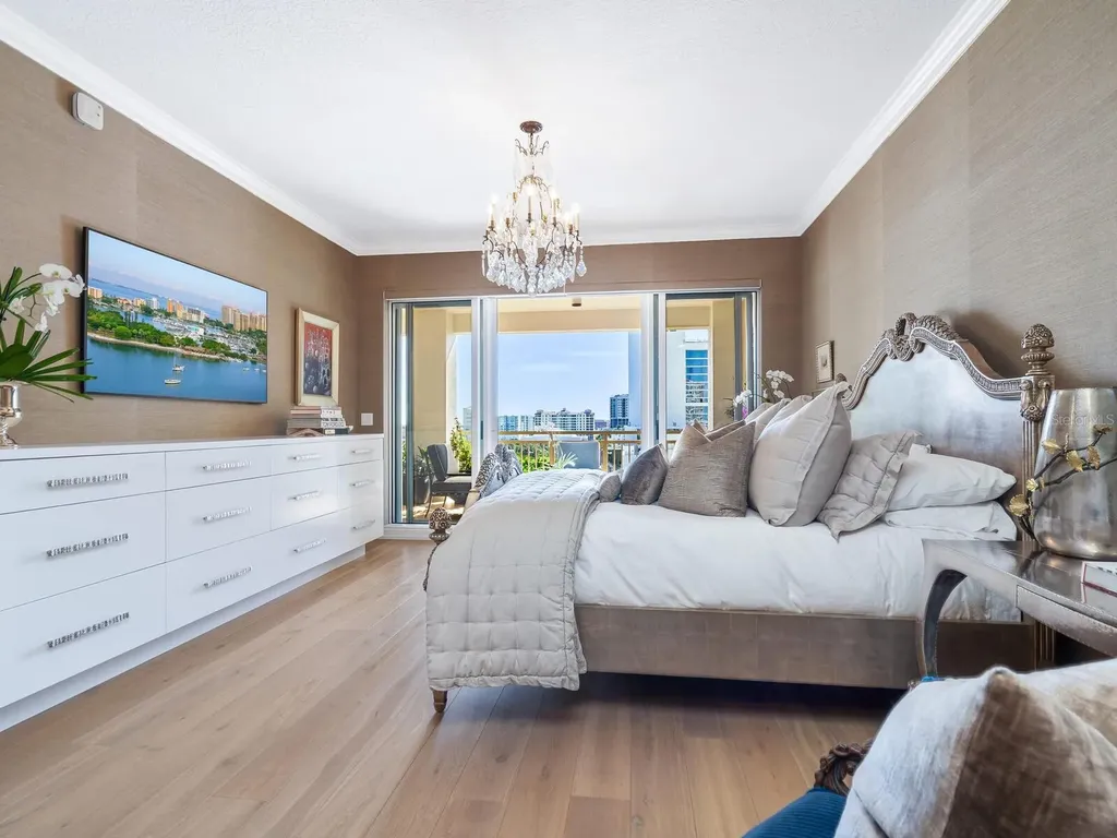 35 Watergate Drive Sarasota FL 34236