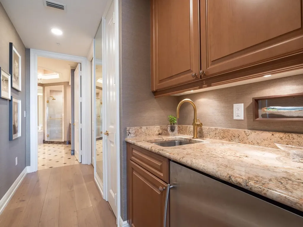 35 Watergate Drive Sarasota FL 34236