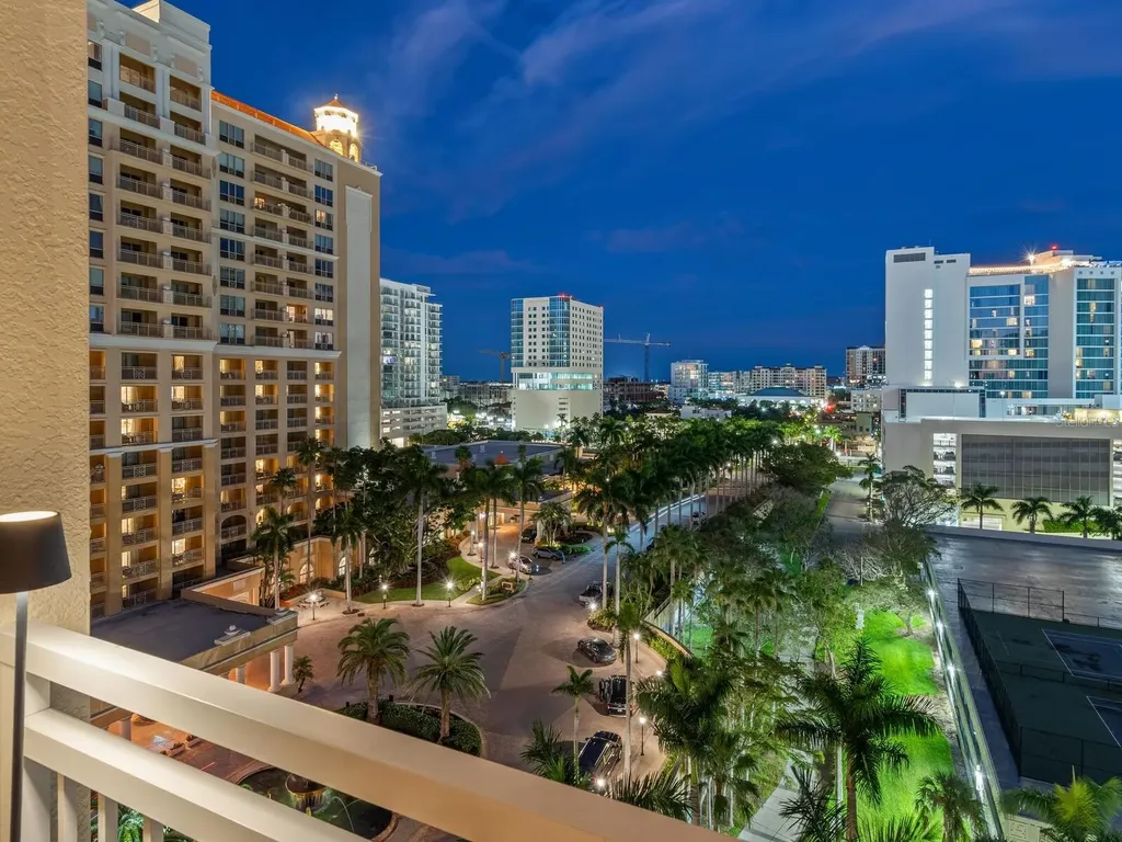 35 Watergate Drive Sarasota FL 34236