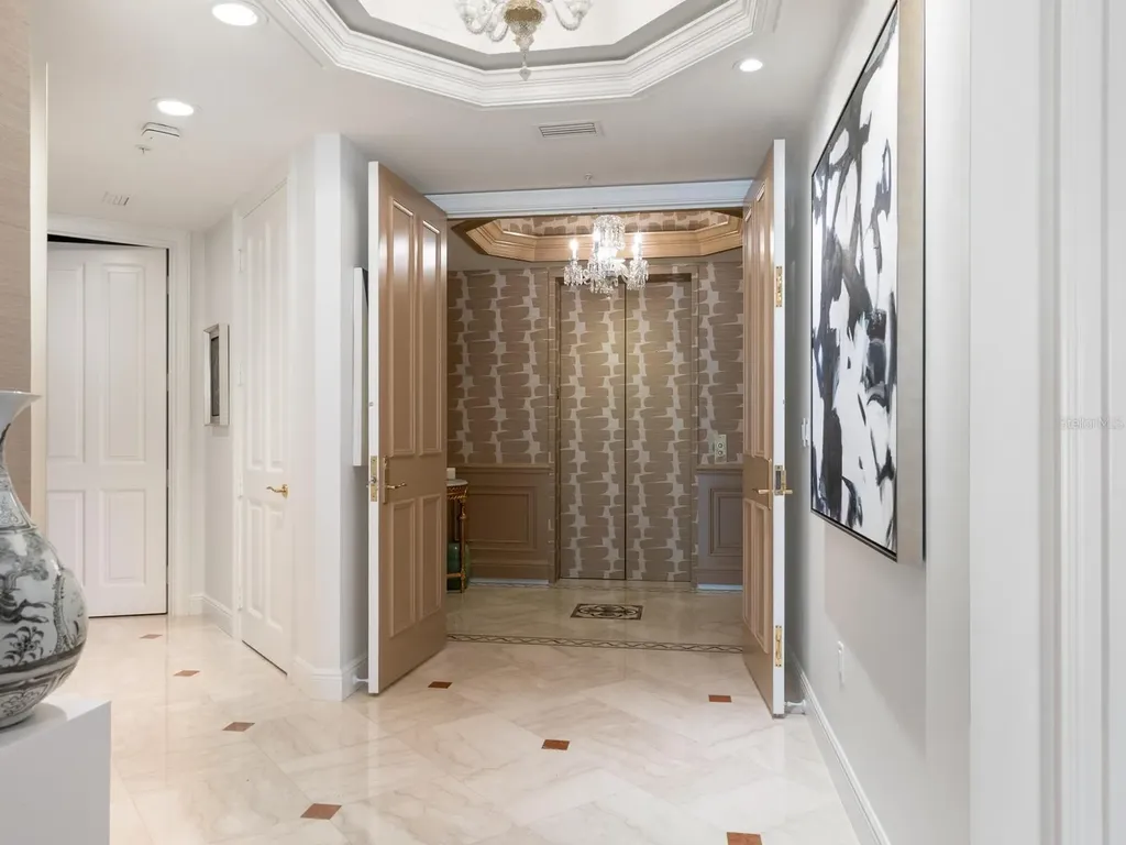 35 Watergate Drive Sarasota FL 34236