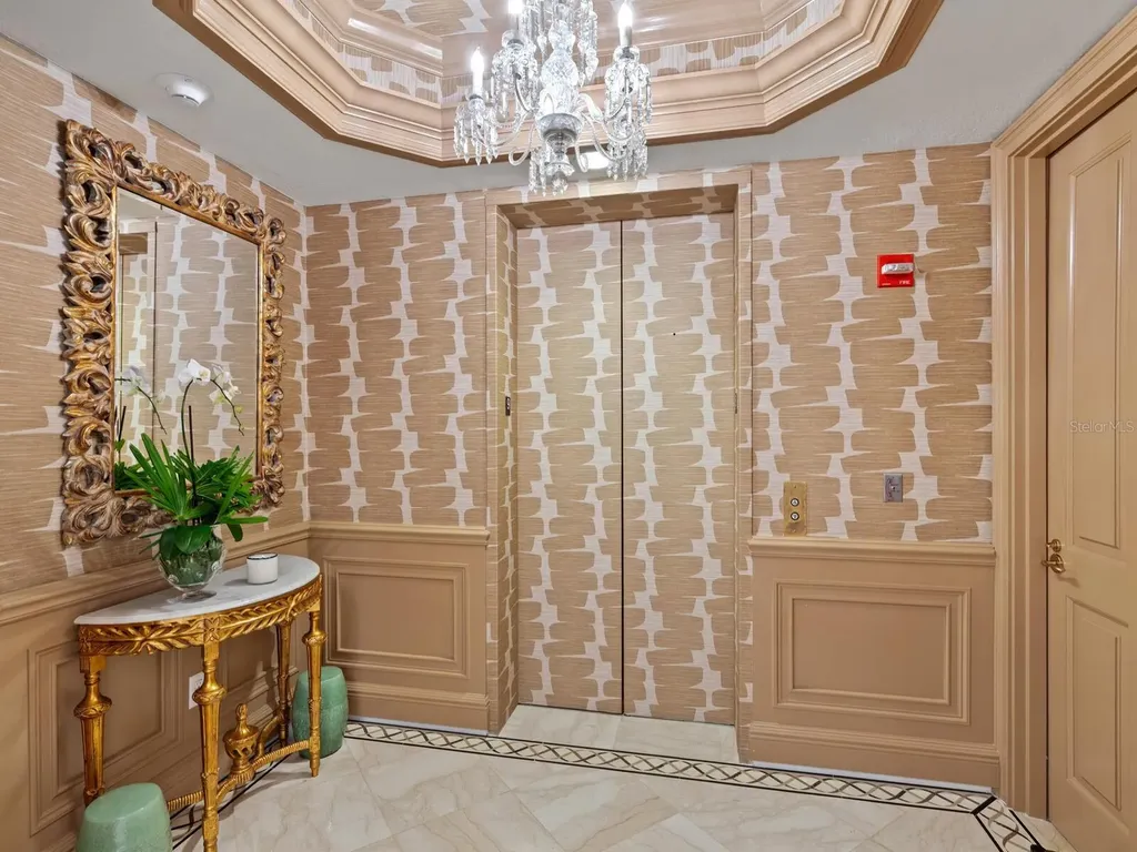 35 Watergate Drive Sarasota FL 34236