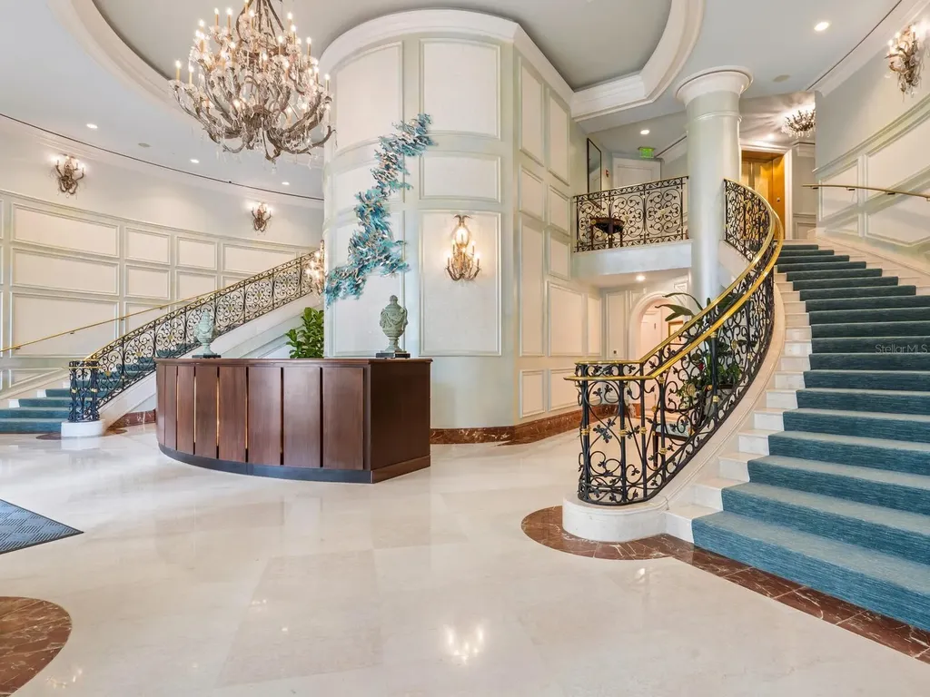 35 Watergate Drive Sarasota FL 34236