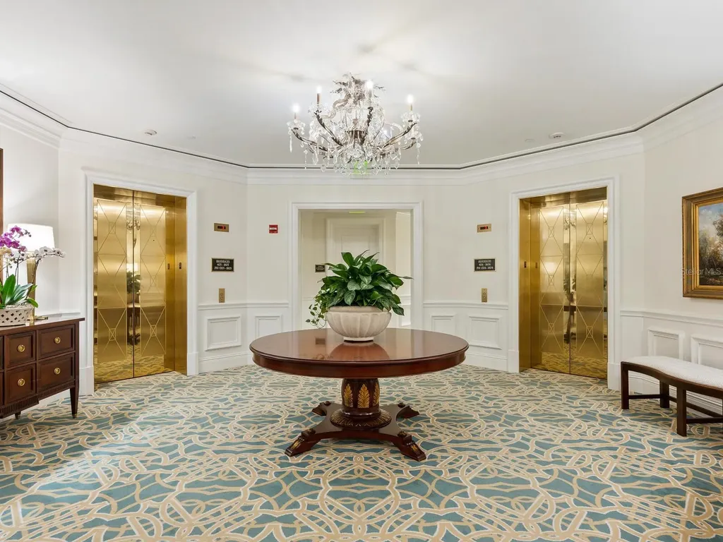 35 Watergate Drive Sarasota FL 34236