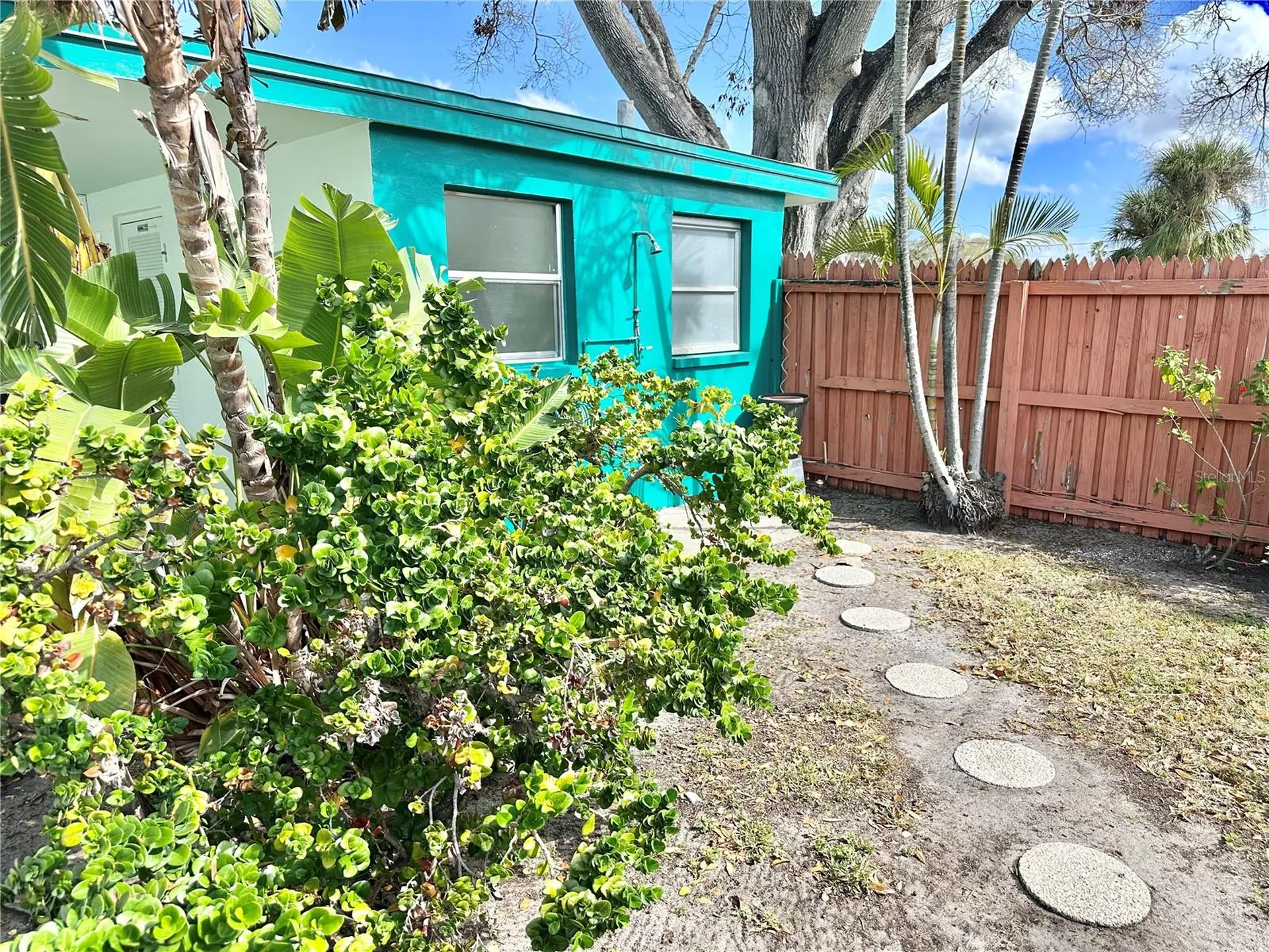 100 Waverly Way Clearwater FL 33756
