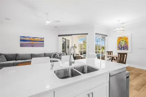 4612 Barracuda Drive Bradenton FL 34208