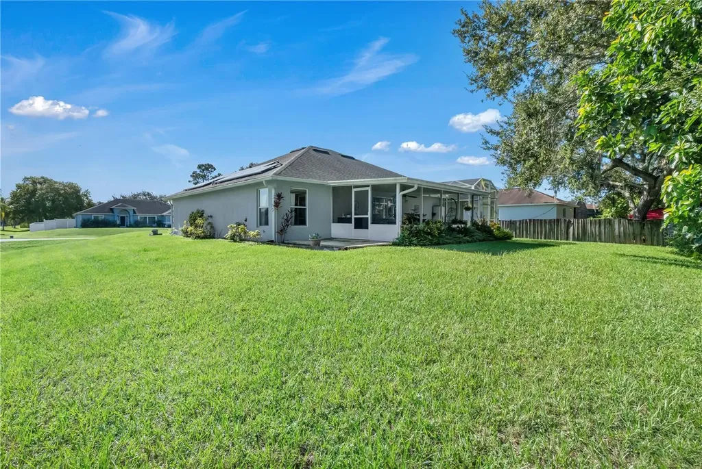 2926 Foraker Way Kissimmee FL 34758