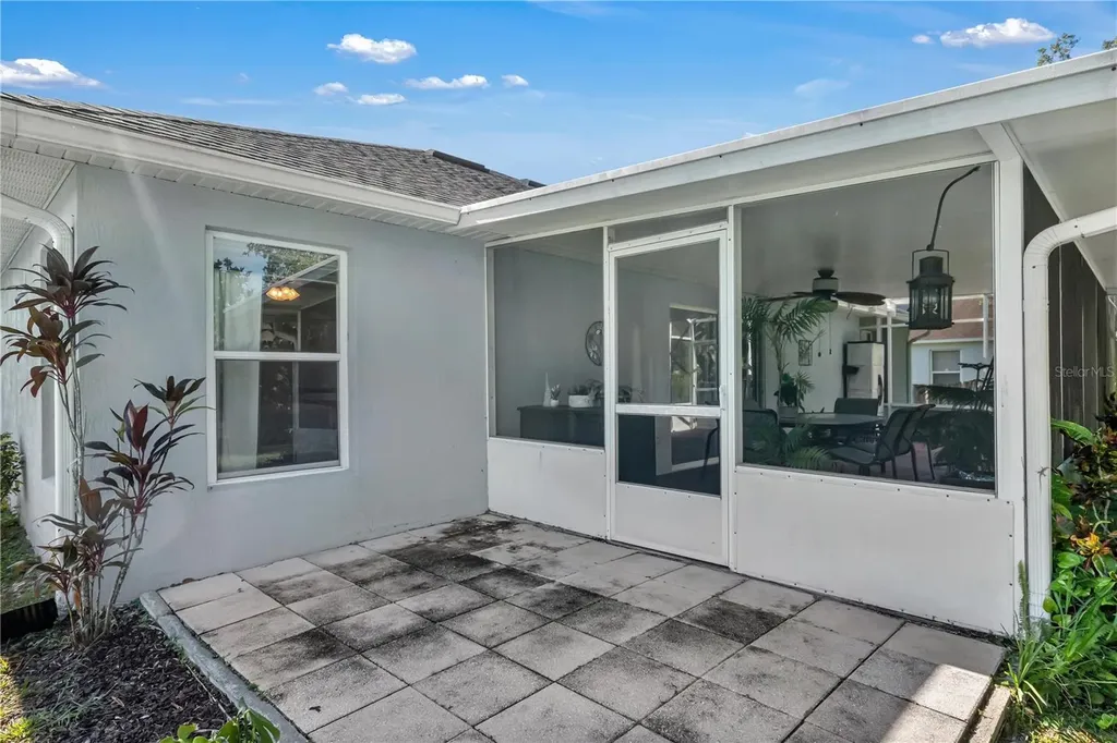 2926 Foraker Way Kissimmee FL 34758